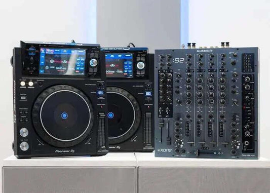 სასცენო აპარატურა - CDJ 2x Pioneer XDJ-1000MK2 + Xone:92, დიჯეის აპარატურა- ITGS